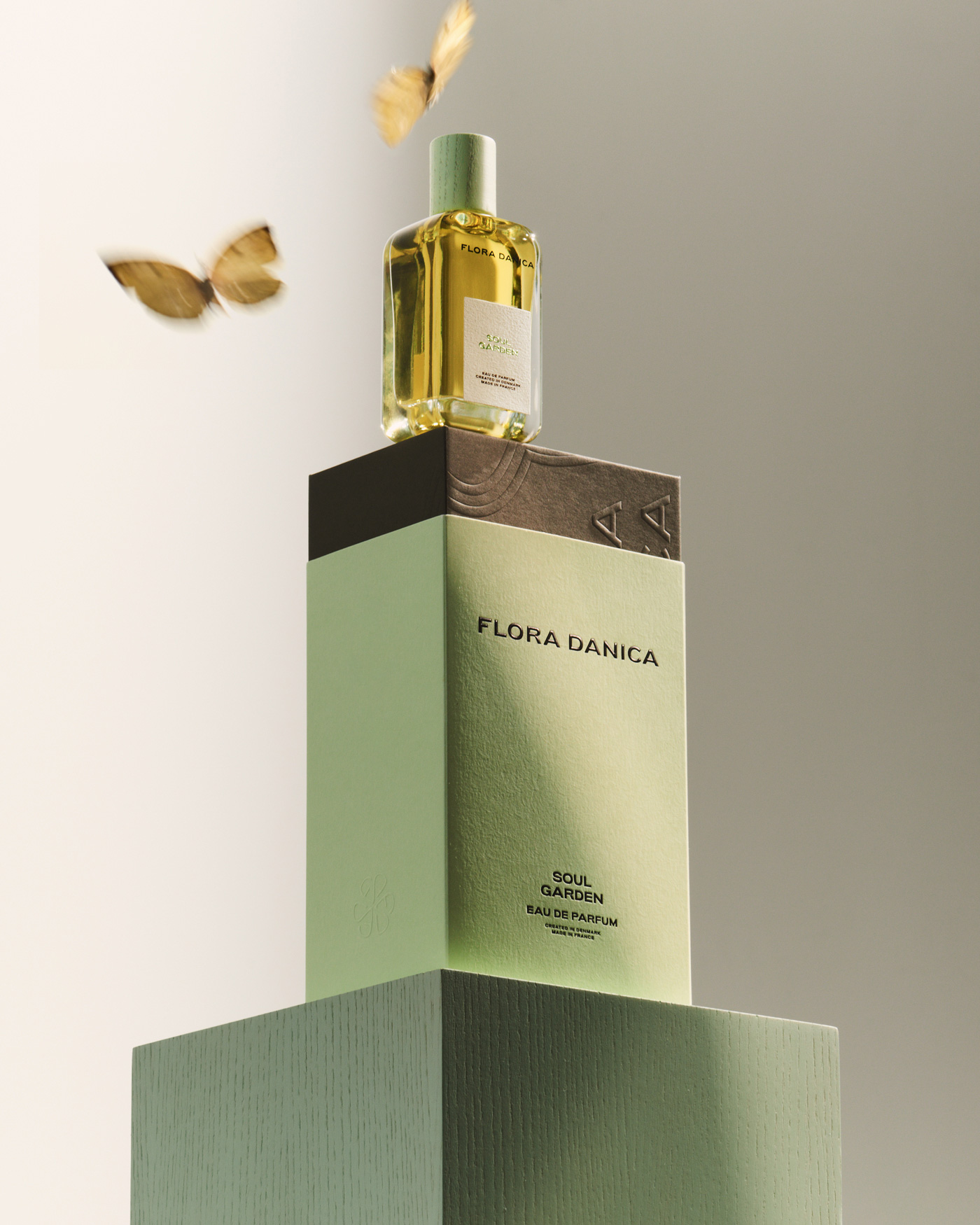 Flora Danica Parfums — Packaging and product design — Still life